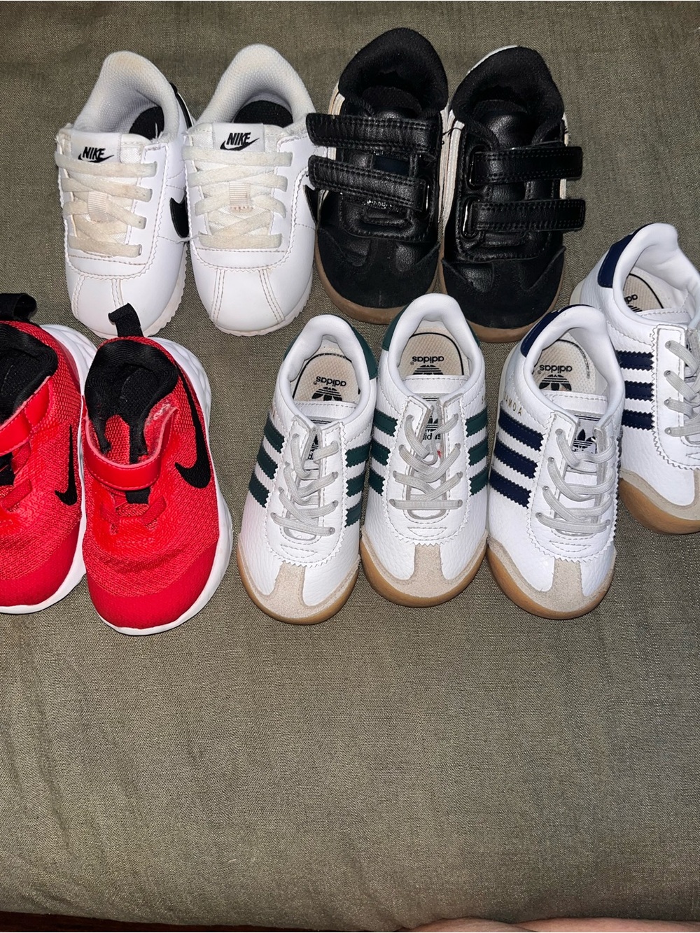 5 pairs of shoes toddler size 6